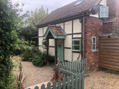 Madley Apartamento | Soldiers Cottage, with HOT TUB, dog friendly, great views