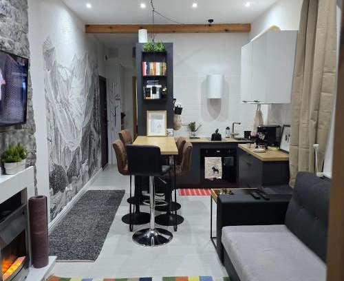 Krynica-Zdroj Apartamento | SOLE5 Apartament ścisłe centrum 2 sypialnie pralko-suszarka parking w cenie