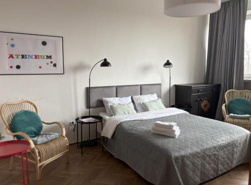 Powisle Apartamento | Solec by the River Apartment by BookingHost