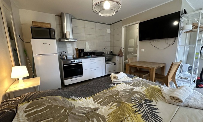 Neydens Apartamento | Estudio-Soleil levant-Baño en la habitacion