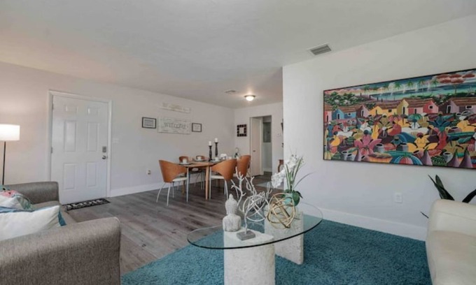 Biscayne Park Casa | SOLIMAR MIAMI BEACH HOUSE