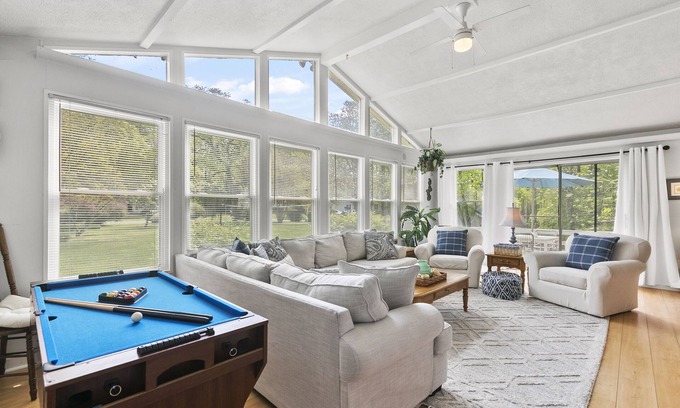 Chesapeake Ranch Estates-Drum Point Casa | SoMD Cottage 1.5 acres of gorgeous coastal living!
