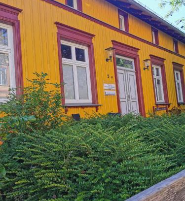 Tribseer Vorstadt Apartamento | Sommerhaus Seidel - mit kostenlosem Parkplatz -