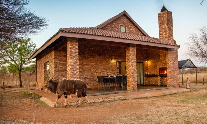 Bela-Bela Chalet De Esquí | Sondela Nature Reserve & Spa Chalets
