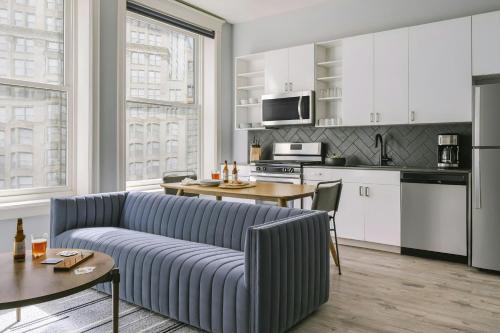 The Loop Apartamento | Sonder by Marriott Bonvoy The Plymouth Apartments Loop