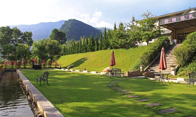 Liugui District Cama Y Desayuno | Songboling Hot Spring Inn