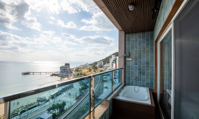 Haeundae Hotel | SongJeong OLLA Hotel
