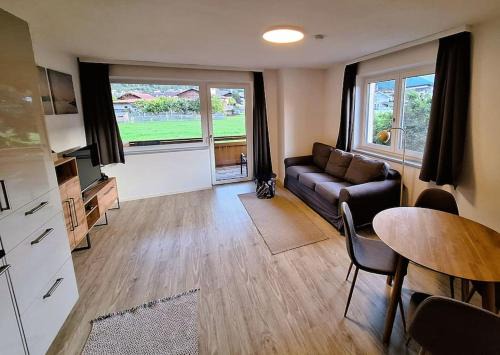 Axams Apartamento | sonnige Ferienwohnung mit Balkon