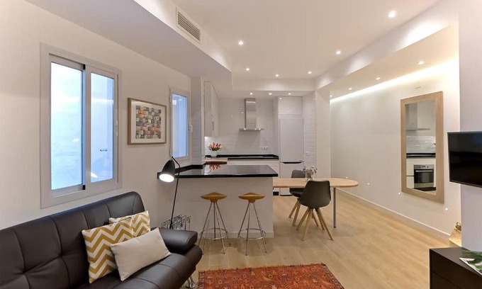 Stadtkern Apartamento | Sonnige und helle Wohnung