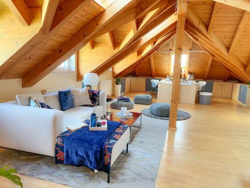 Seekirchen am Wallersee Casa | "SONNTAGSGLÜCK" - Premium Apartments Seekirchen, ruhiges Feriendomizil im Grünen, gemeinsamer Poolarea