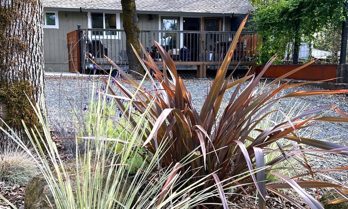 Fetters Hot Springs-Agua Caliente Casa | Sonoma Wine Country Cottage for Monthly Rental--3 miles from Sonoma Square!