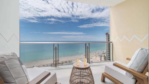 Bella Vista Hotel | Sonoran Star Beach Front Suite Getaway