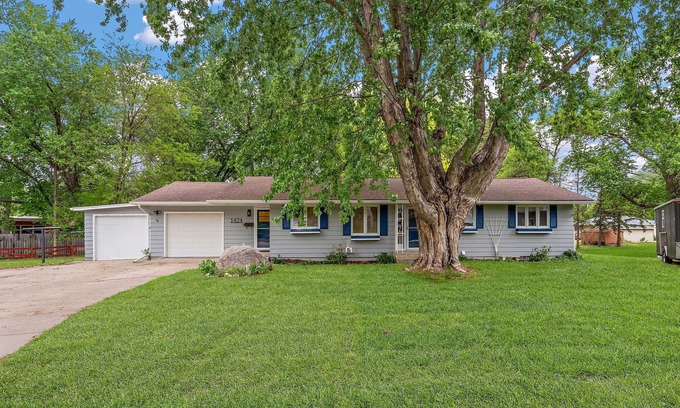 Willmar Casa | Soothing 5-bedroom house with AC in charming Willmar