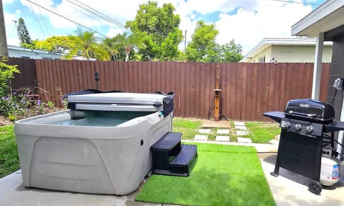 Orange Lake Village Casa | Mystic Haven | Hot Tub | BBQ Grill | Close to beaches