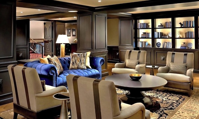 Downtown Chicago Hotel | Sophisticated Urban Escape, 4 Cozy Units, Near Water Tower Chicago!
