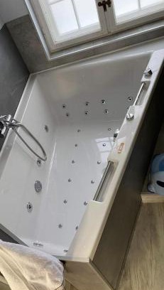 Sopot Apartamento | Sopot, BIG APARTMENT FOR 6! Air condition, jacuzzi