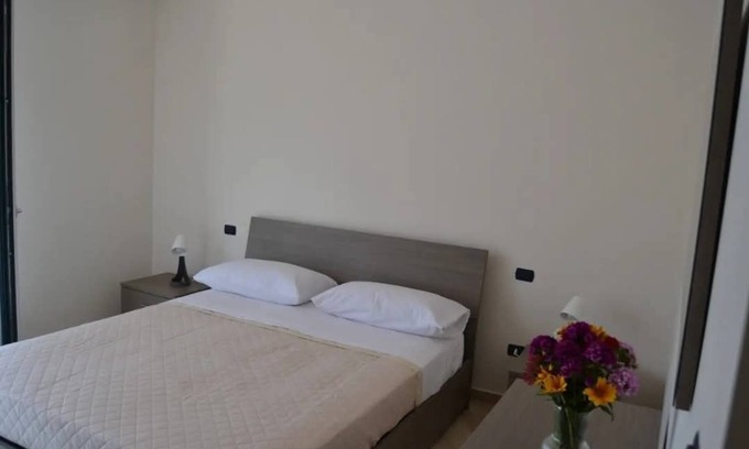 Pimonte Casa | Sorrento room, room with private bathroom, 20 Min from Pompeii, 40 from Sorrento and Amalfi
