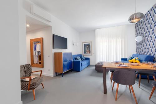 Sorrento City Centre Apartamento | SorrentoVibes - Luxury Design Home & Jacuzzi in Heart of Sorrento