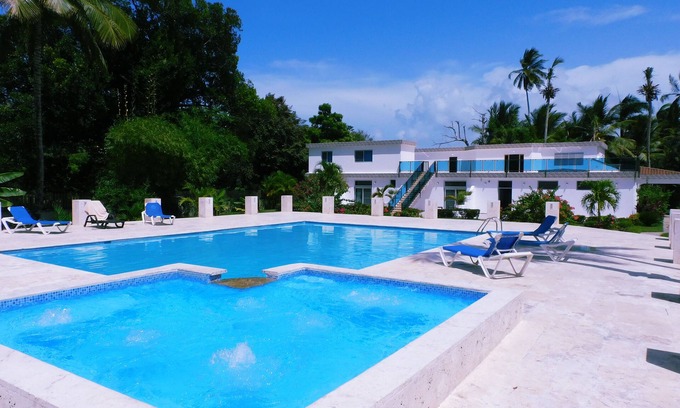 Cabarete Casa | Sosua Bachelor Party 10BR + 2 Suites Compound, Pool, Near Beach