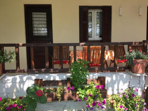 Nea Mesagkala Apartamento | Sotiroulis Apartments