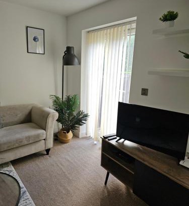 Derby Apartamento | Sotys Contractors, Long and Short term stays