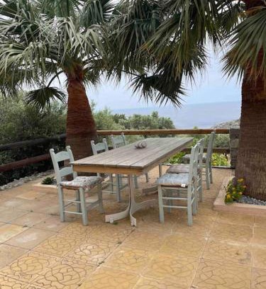 Agios Vasileios Casa | Souda’s nest