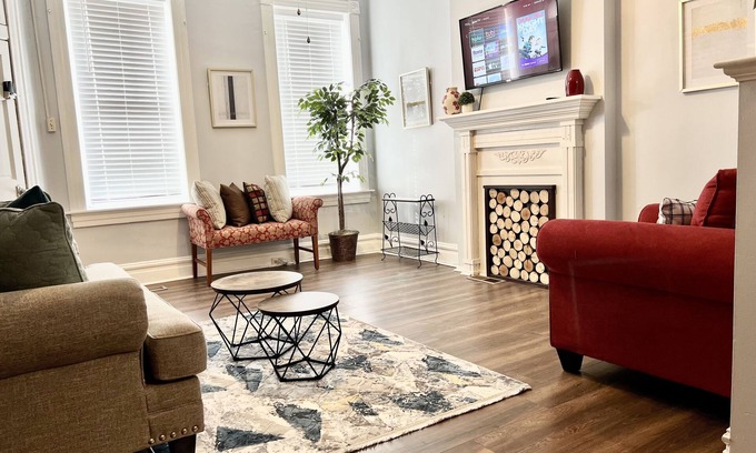 Soulard Apartamento | Soulard 1 Bedroom with In-Unit Washer Dryer - Long Term Welcome