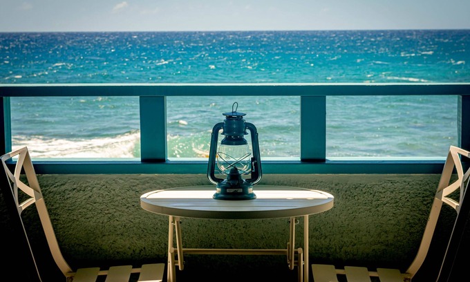 Bolongo Bay Condominio | Sound of the Sea - A tranquil oceanfront condo!