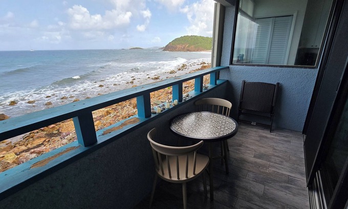 Bolongo Bay Condominio | Sound of the Sea