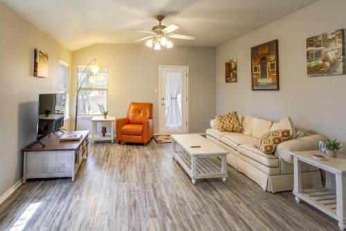 Park Ridge Casa | South Austin Home with Yard Pets Welcome!