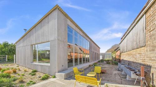 Cowes Casa | South Barn