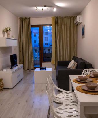 Varna Apartamento | South Bay Beach
