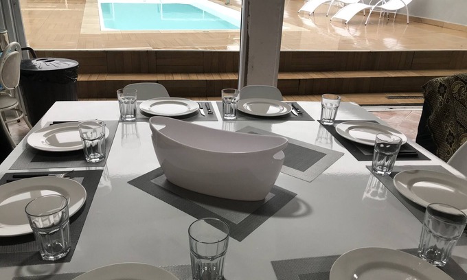 Mongagua Casa | SOUTH COAST HOUSE WITH OPTIONAL HEATED POOL