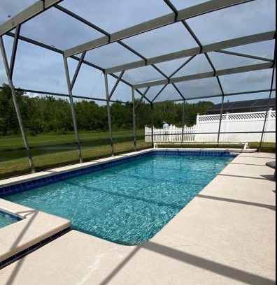 Crescent Lakes Casa | South Facing Pool with Lake View - Ideal for Families & Couples