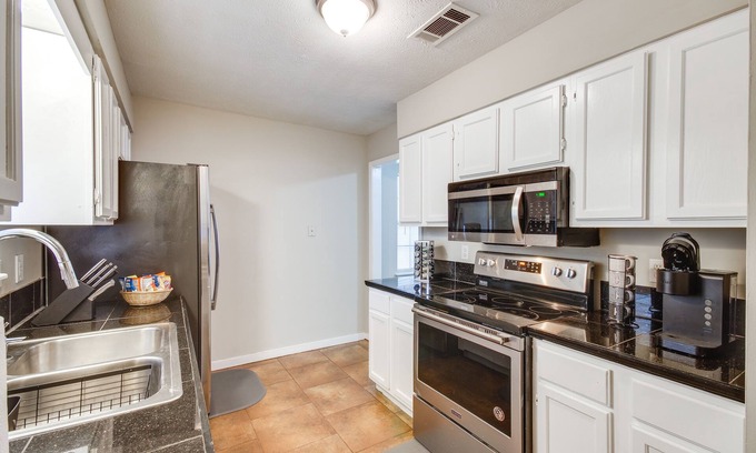 Jackson Apartamento | South Jackson Corporate Retreat: 6 Mi to Dtwn