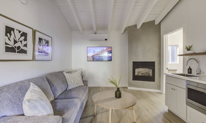 Lakeside Park Apartamento | South Lake Chalet #5-New Boutique Suite-Minutes to Heavenly & Lake Tahoe