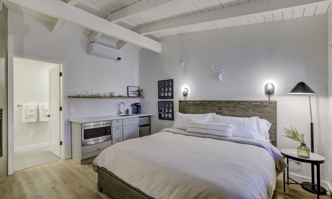 Lakeside Park Apartamento | South Lake Chalet #7-New Boutique Suite-Minutes to Heavenly & Lake Tahoe