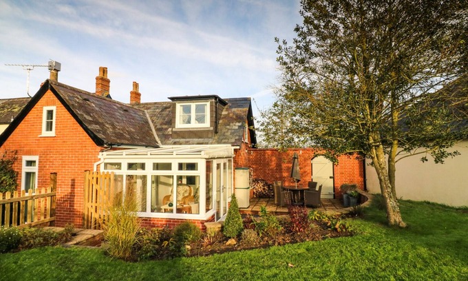 Pulham Cabaña | South Lodge, HAZELBURY BRYAN