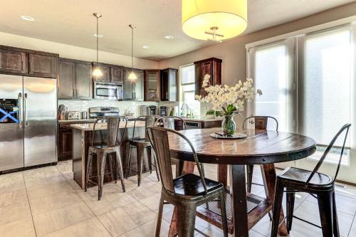 South Salt Lake Casa | South Salt Lake Home with Hot Tub 7 Mi to Downtown
