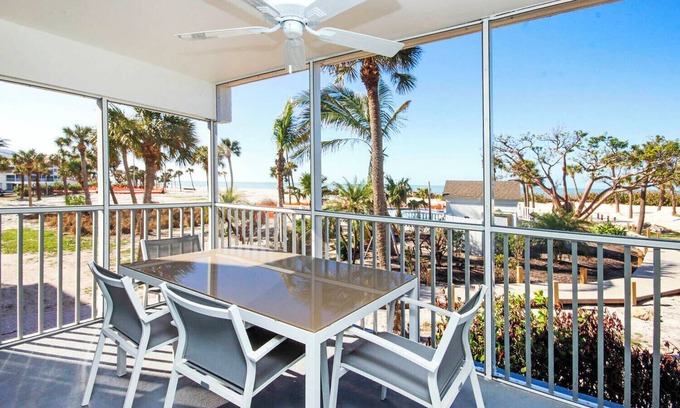 Captiva Casa | South Seas Beach Villa 2212: Your Captiva Island Oasis with Gulf Views