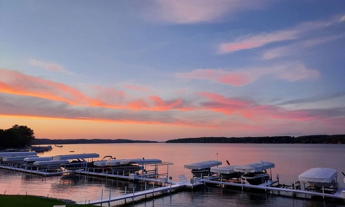 East Jordan Condominio | South Shore Haven - Lake Charleviox Waterfront Condo