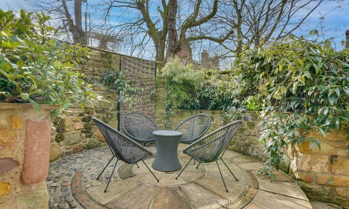 Alnmouth Cabaña | South Stable at Hallsteads: Cosy Stone Cottage, with Parking