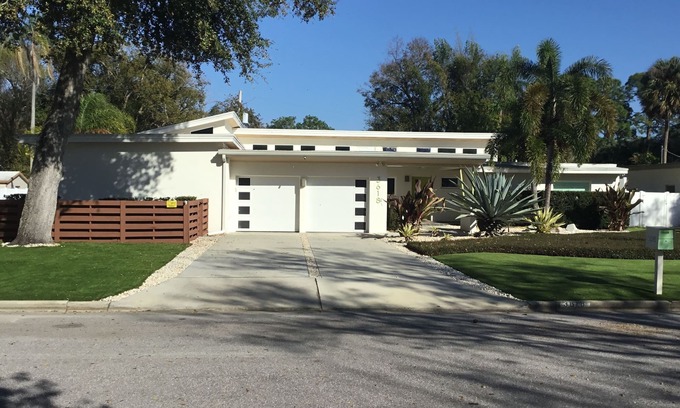 Virginia Park Casa | South Tampa Luxury home with Hotel Style Private Backyard/Pool