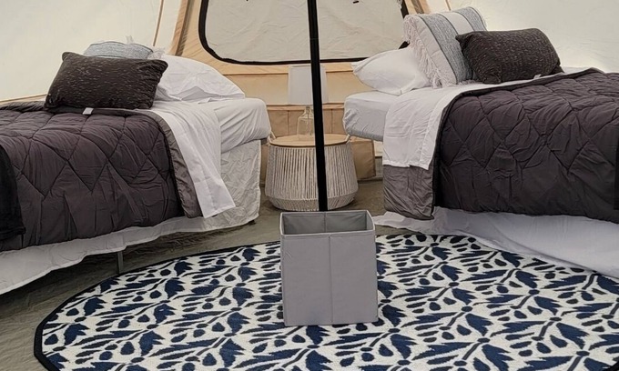 Chancellor Alquiler De RV | Southern Comfort Glamping