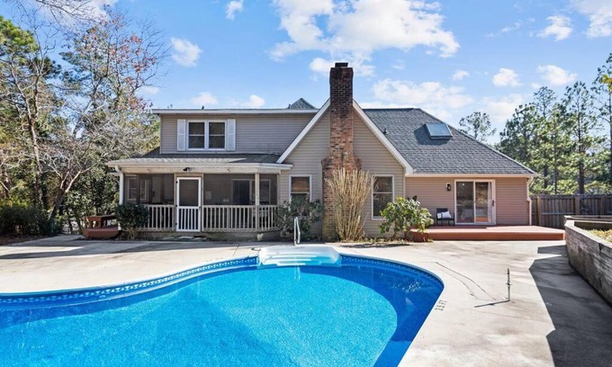 Southern Pines Casa | Southern Pines Getaway with Pool & Movie Theater!