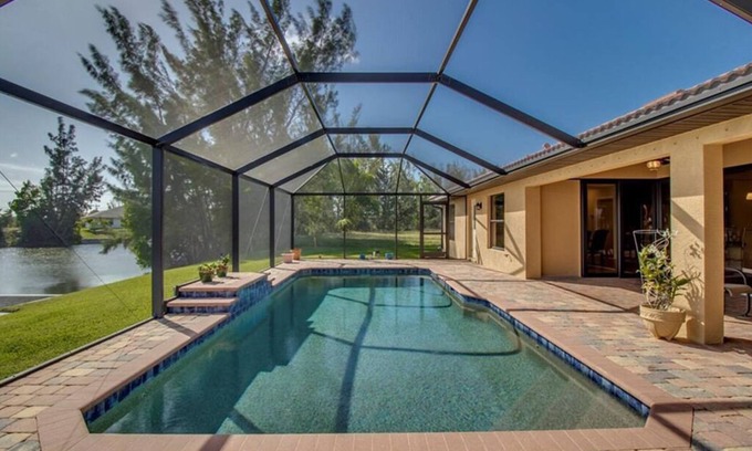 Pelican Casa | Southern Sun Waterfront Villa - Cabo Coral