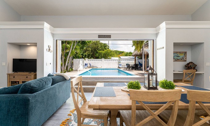 Midtown Casa | SOUTHERNMOST SWIM AND SOCIAL CLUB
