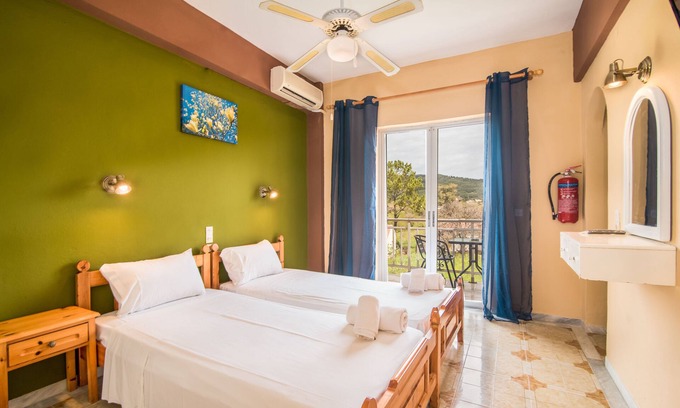 Ag. Georgios Apartamento | Southgate 10