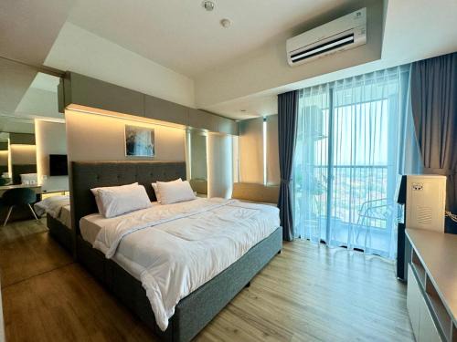 Jakarta Apartamento | Southgate Residence Pasar Minggu with Pool View