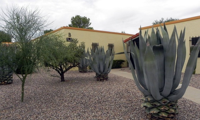 Green Valley Condominio | Southwest Serenity in Central Green Valley